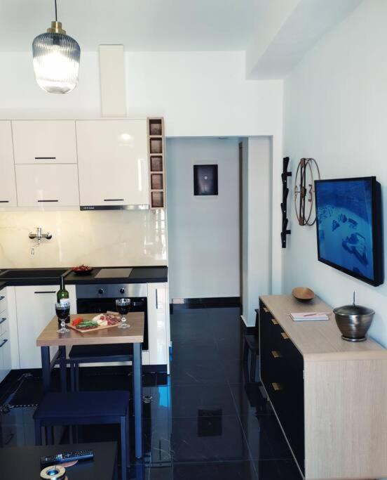 Xenofon'S Cozy Apartment Corfu  외부 사진